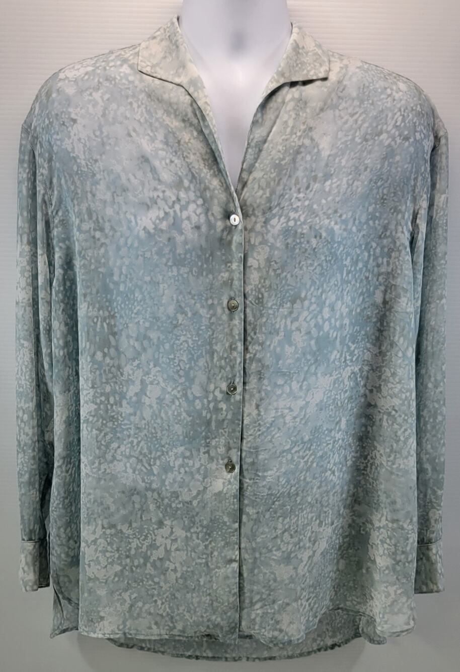 L7) Women Jones Wear Transparent Polyester Button Down Long Sleeve Shirt Large